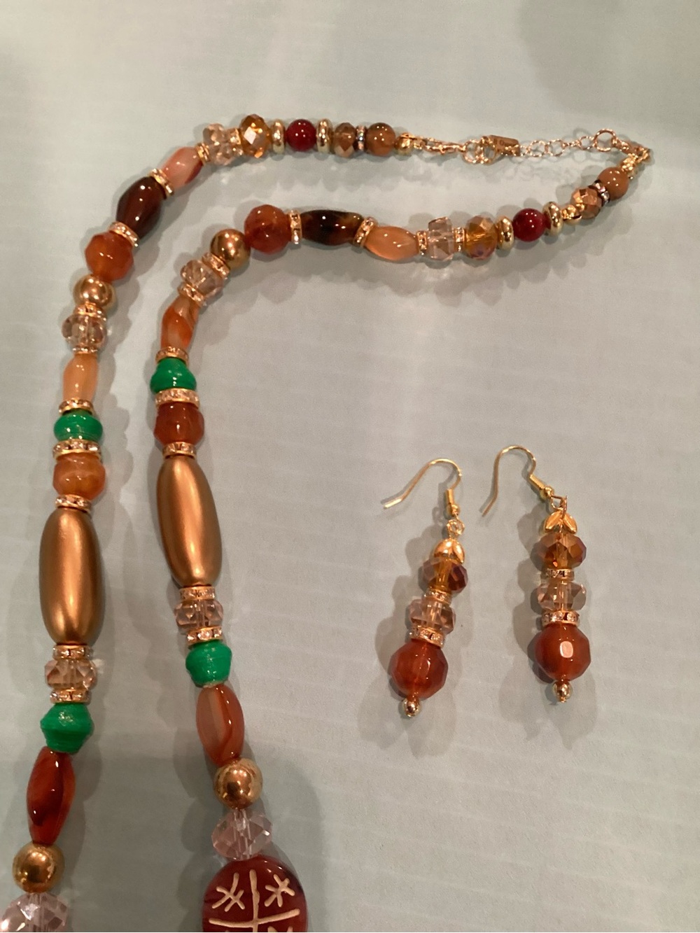 Artisan Crafted Natural Embellished Beaded Shell Necklace and Matching Earrings - Picture 5 of 9
